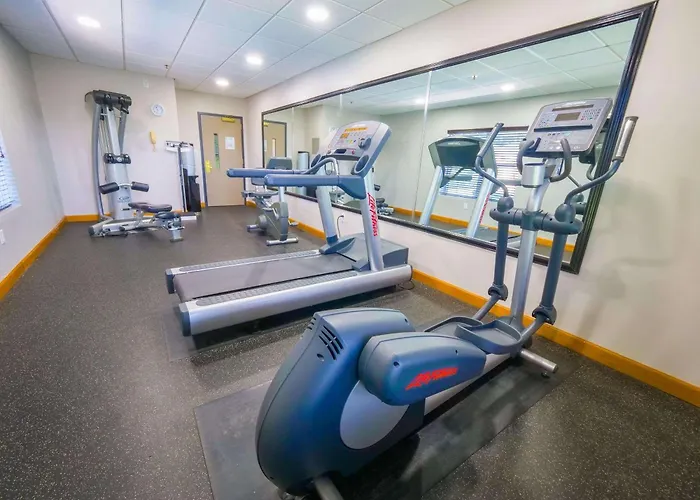 Country Inn & Suites By Radisson, Burlington Elon , Nc
