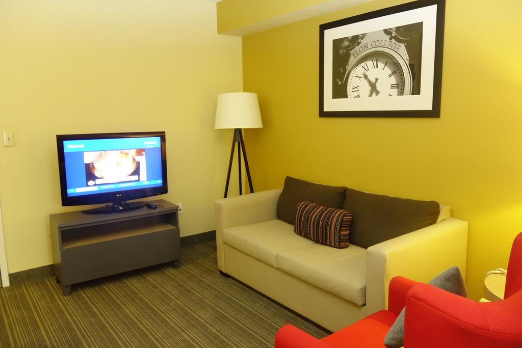 Country & By Radisson, Elon , Nc
