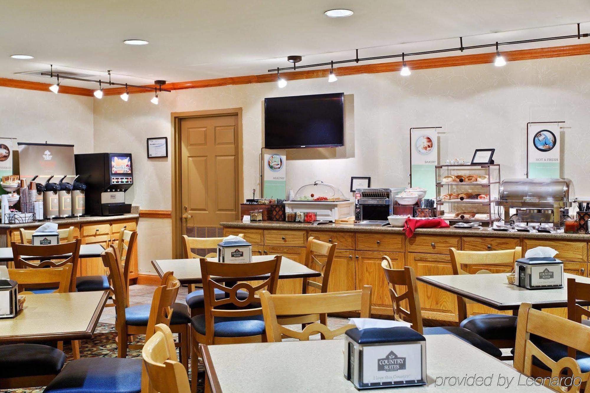 Hotel Country & By Radisson, Elon , Nc