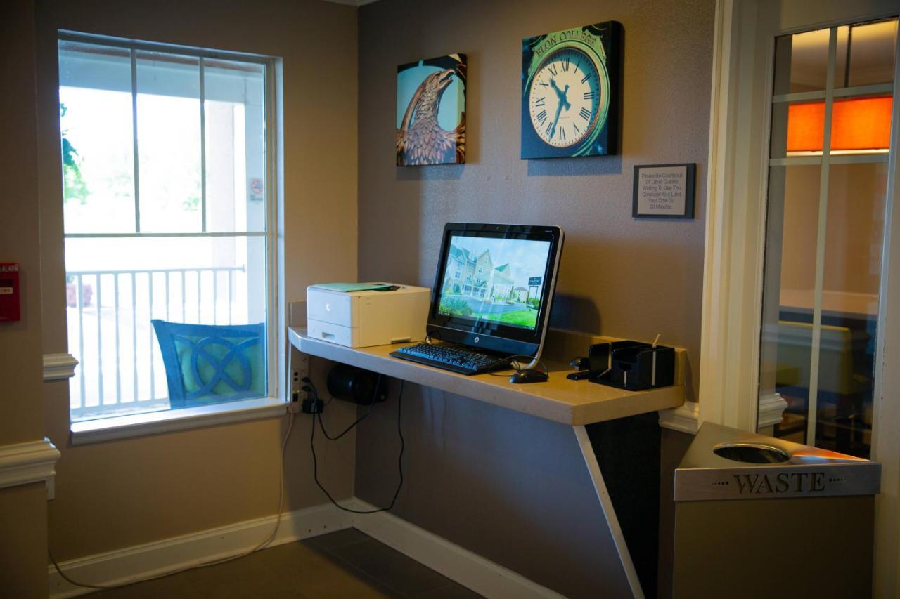Country & By Radisson, Elon , Nc Hotel 3*